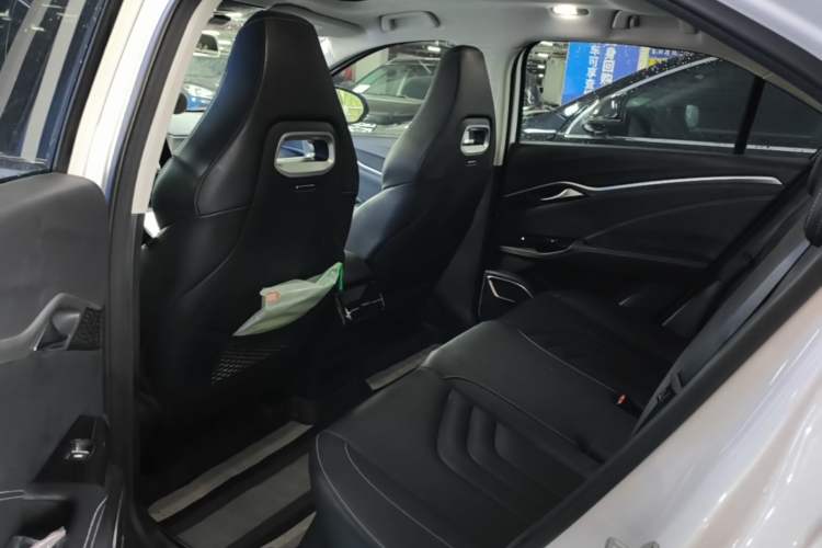 Used NETA U 2022 Zhi400 Pro Ternary Lithium Left Rear Seat