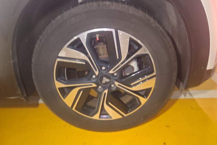 Used NETA U 2022 NETA U-Ⅱ 500 Lithium-Ion Right Front Wheel Hub