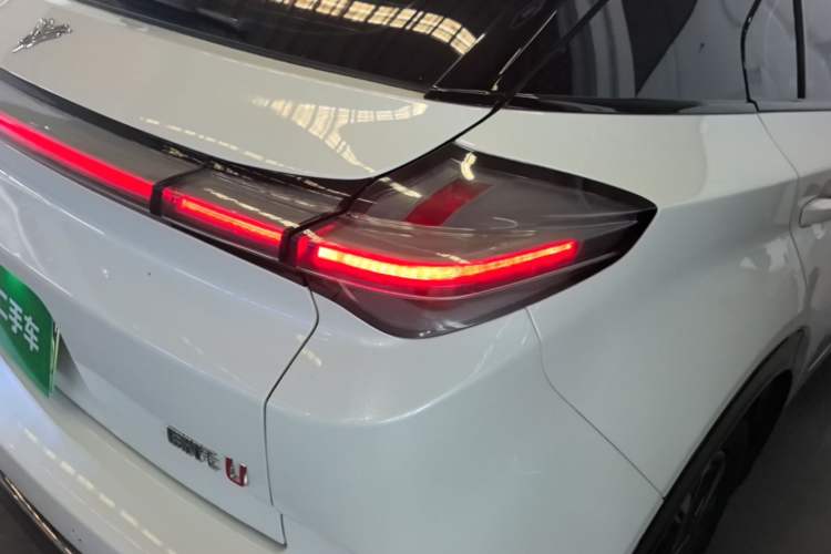 Used NETA U 2022 Updated Pro 400 Comfortable Ride for Online Booking Lithium Iron Phosphate Right Rear Taillight