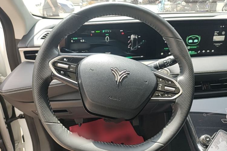 Used NETA U 2022 Zhi400 Pro Ternary Lithium Steering Wheel