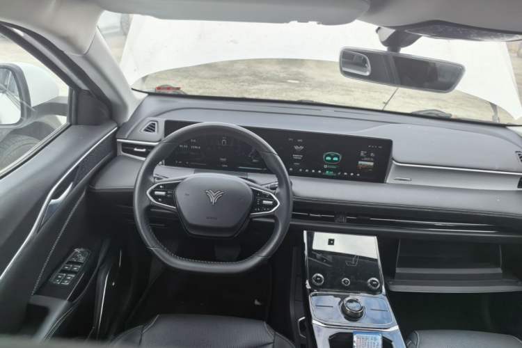 Used NETA U 2022 Zhi400 Pro Ternary Lithium Steering Wheel