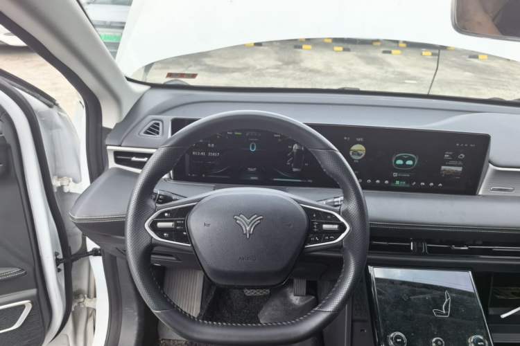 Used NETA U 2022 Zhi400 Pro Ternary Lithium Steering Wheel