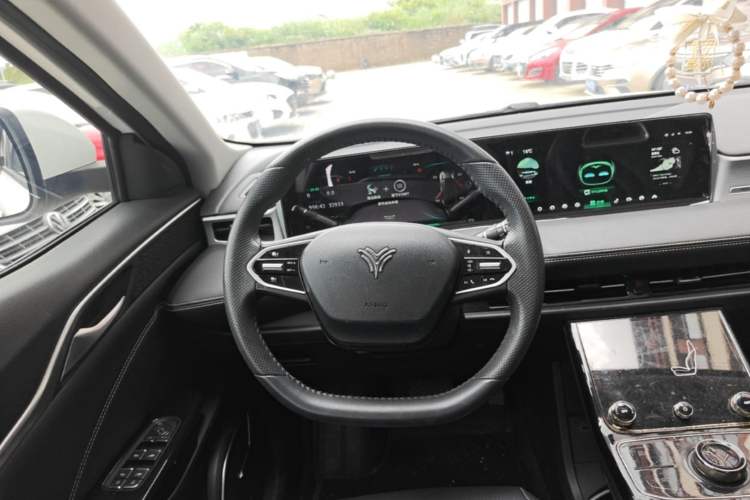 Used NETA U 2022 Zhi400 Pro Ternary Lithium Steering Wheel
