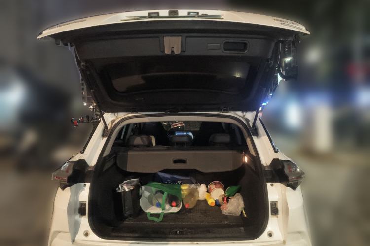 Used NETA U 2022 Pro 400 Comfort Edition Trunk