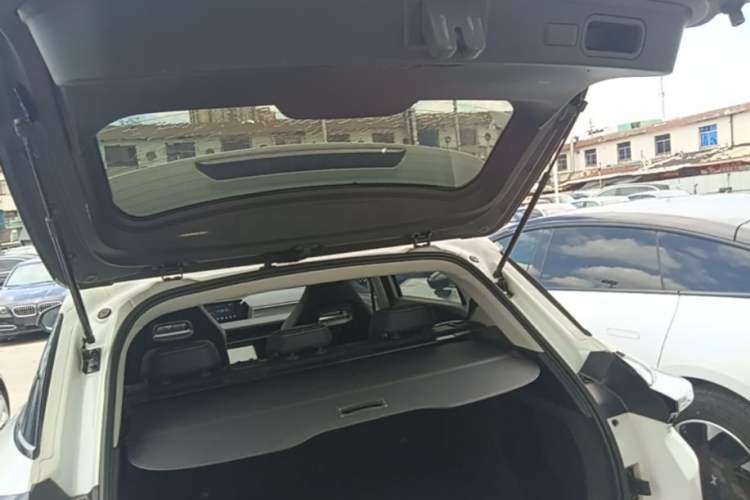Used NETA U 2022 Pro 400 Comfort Edition Trunk