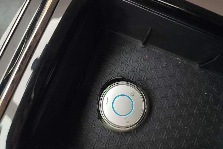 Used NETA U 2022 Pro 400 Comfortable Ride On-Demand Version L Vehicle Key