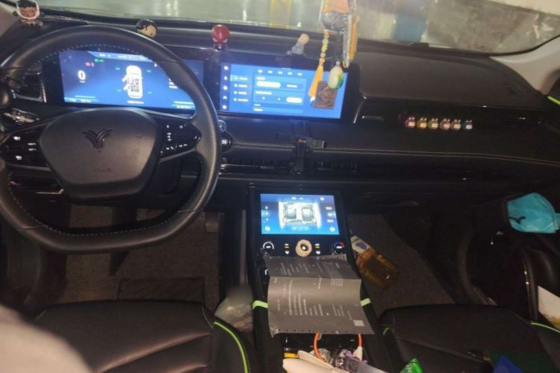 Used NETA U 2023 NETA U-Ⅱ Challenge Edition 400 Lite Ternary Lithium Center Console