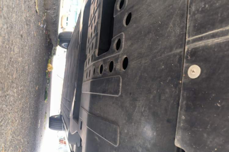 Used NETA U 2023 NETA U-Ⅱ Challenge Edition 500 U Show – Lithium Iron Phosphate Chassis Front