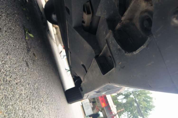 Used NETA U 2023 NETA U-Ⅱ Challenge Edition 500 U Show – Lithium Iron Phosphate Chassis Front Right