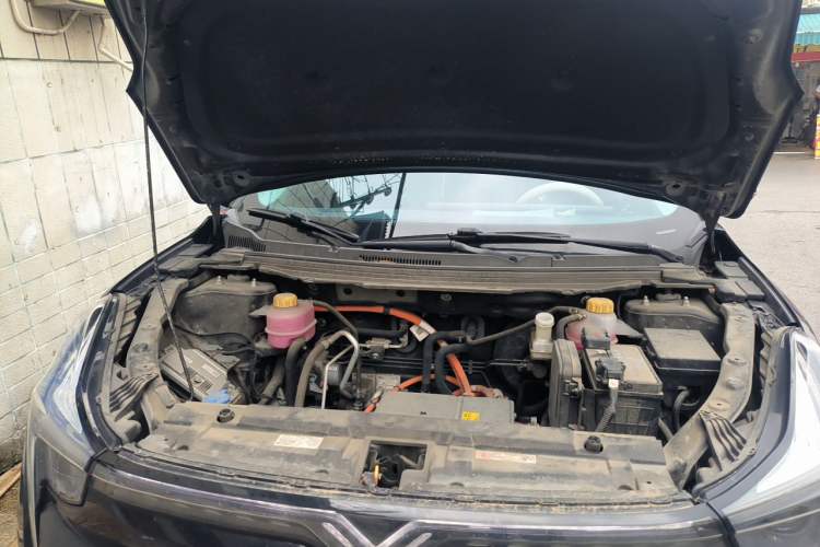 Used NETA U 2023 NETA U-Ⅱ Challenge Edition 500 U Show – Lithium Iron Phosphate Engine Bay
