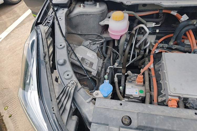 Used NETA U 2023 NETA U-Ⅱ Challenge Edition 400 Lite Lithium Iron Phosphate Engine Bay Right