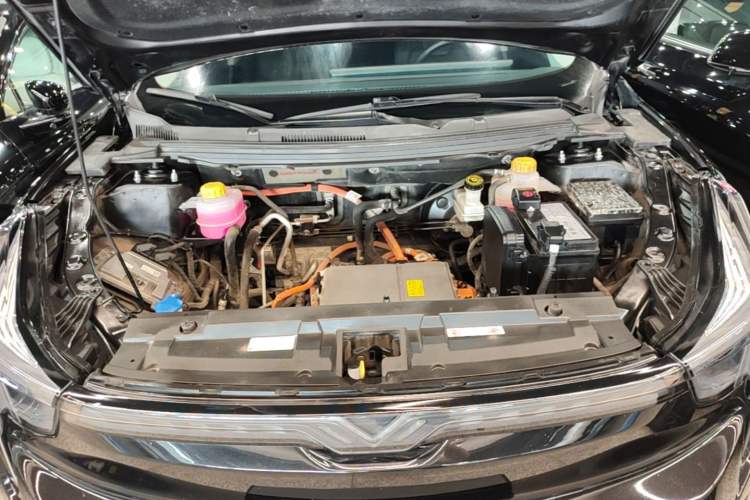 Used NETA U 2023 NETA U-Ⅱ Challenge Edition 400 U Show – Lithium Iron Phosphate Engine Bay