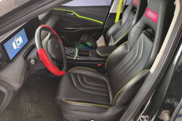Used NETA U 2023 NETA U-Ⅱ Challenge Edition 400 Lite Lithium Iron Phosphate Left Front Seat