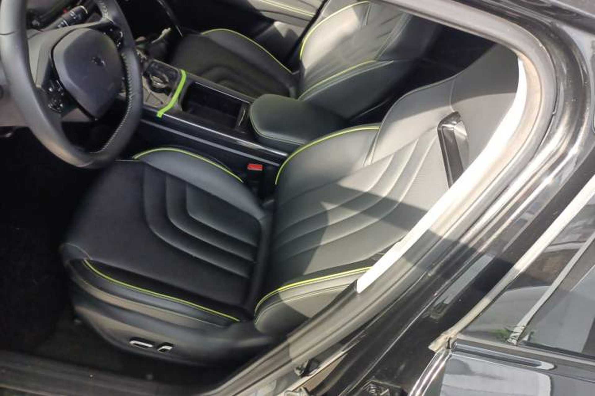 Used NETA U 2023 NETA U-Ⅱ Challenge Edition 500 with Lithium Iron Phosphate Left Front Seat
