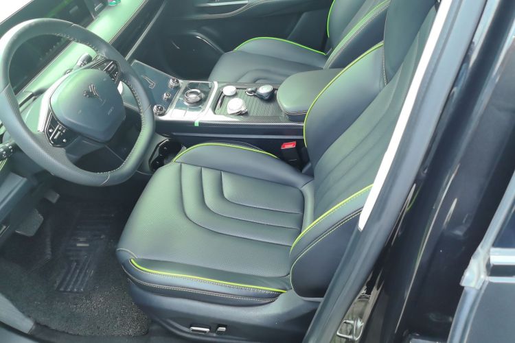 Used NETA U 2023 NETA U-Ⅱ Challenge Edition 400 Lite Lithium Iron Phosphate Left Front Seat