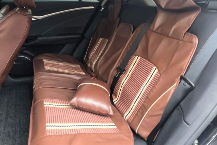 Used NETA U 2023 NETA U-Ⅱ Challenge Edition 500 U Show – Lithium Iron Phosphate Left Rear Seat
