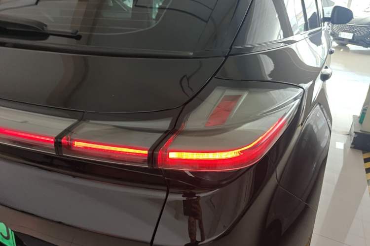 Used NETA U 2023 Neta U-Ⅱ Challenge Edition 400 LFP Right Rear Taillight