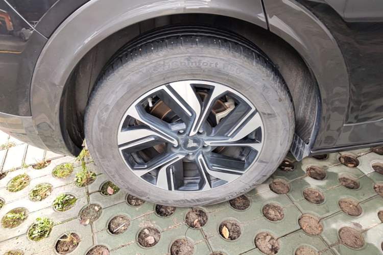 Used NETA U 2023 NETA U-Ⅱ Challenge Edition 500 U Show – Lithium Iron Phosphate Right Rear Wheel Hub