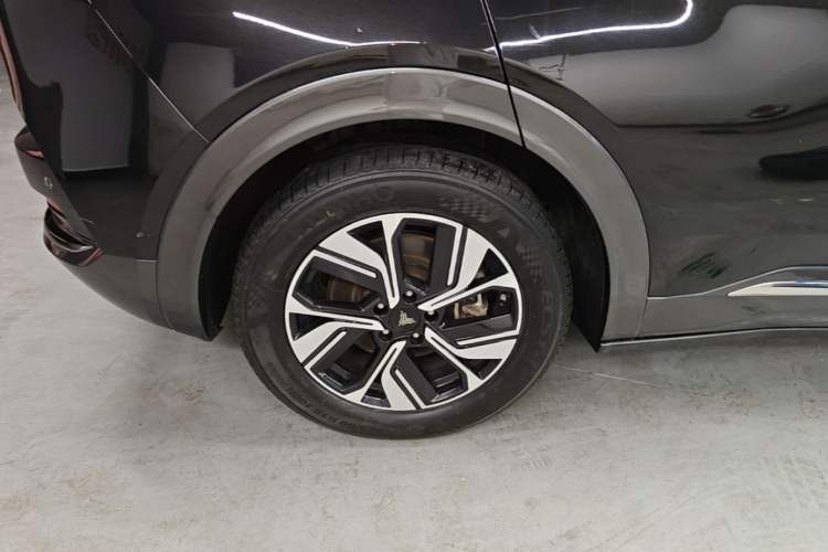 Used NETA U 2023 NETA U-Ⅱ Challenge Edition 400 U Show – Lithium Iron Phosphate Right Rear Wheel Hub
