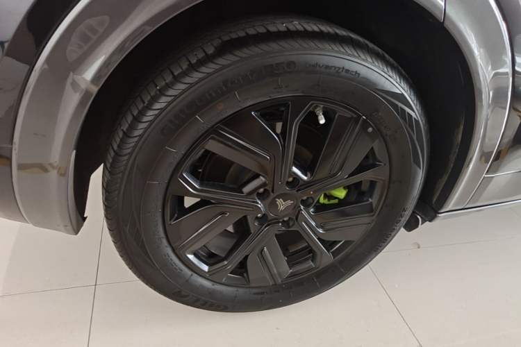 Used NETA U 2023 Neta U-Ⅱ Challenge Edition 400 LFP Right Rear Wheel Hub