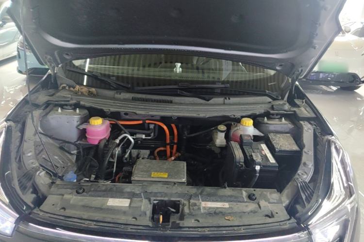 Used NETA U 2023 NETA U-Ⅱ 400 U-SHOW Edition Lithium-Ion Battery Engine Bay