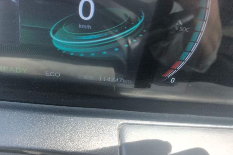 Used NETA U 2023 NETA U-Ⅱ 400 U-SHOW Edition Lithium-Ion Battery Odometer Close Up