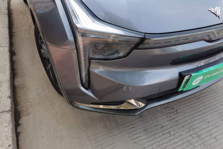 Used NETA U 2023 NETA U-Ⅱ Challenge Edition 400 U Show – Lithium Iron Phosphate Right Front Headlight