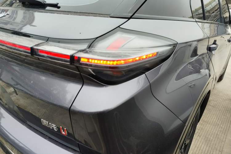 Used NETA U 2023 NETA U-Ⅱ 400 U-SHOW Edition Lithium-Ion Battery Right Rear Taillight