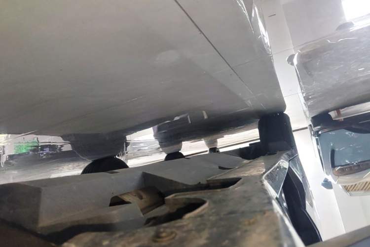 Used NETA U 2023 NETA U-Ⅱ 400 U-SHOW Edition Lithium-Ion Battery Right Side Sill