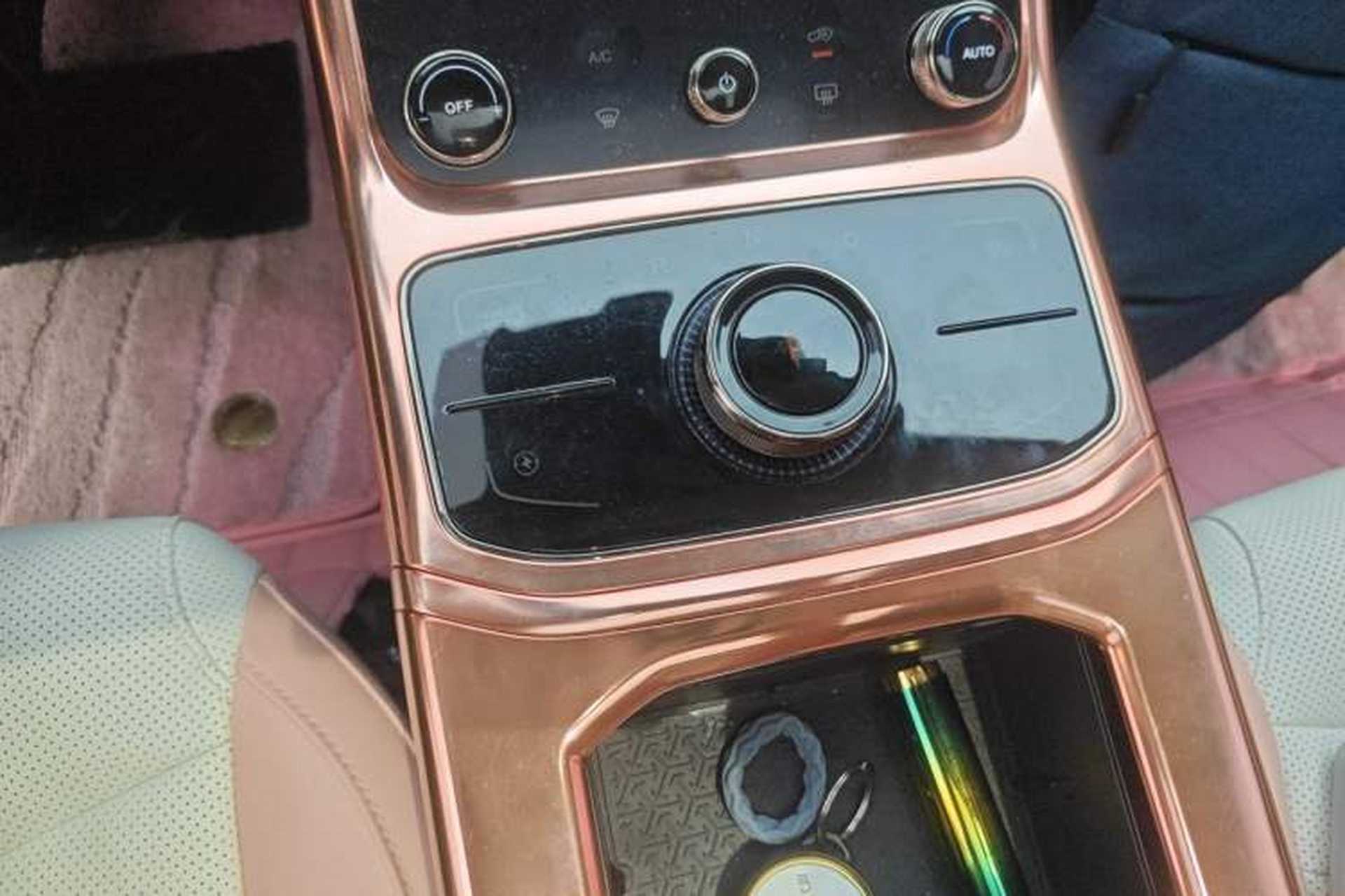 Used NETA U 2023 Neta U-Ⅱ Challenge Edition 400 NMC Battery Gear Lever