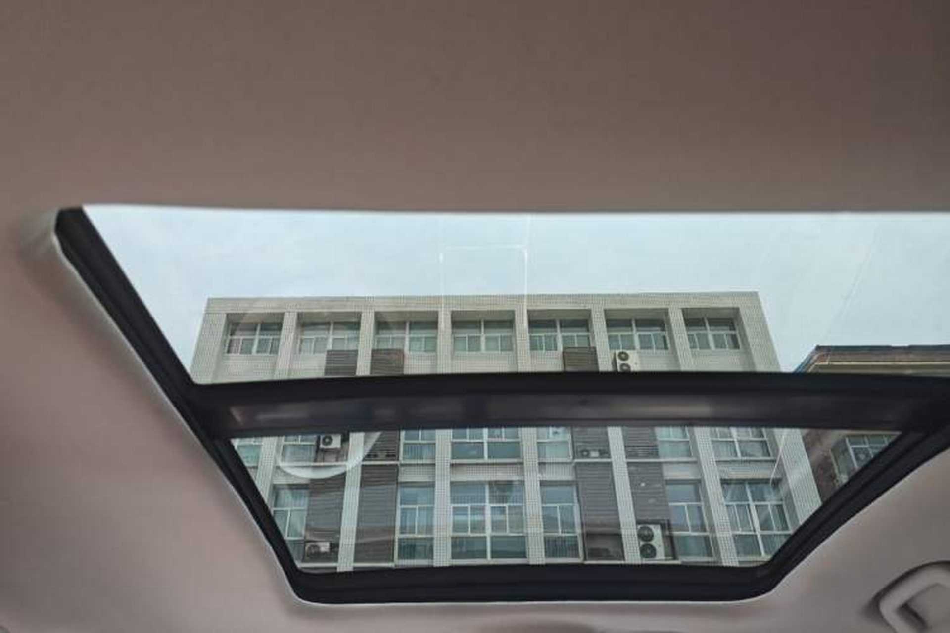 Used NETA U 2023 Neta U-Ⅱ Challenge Edition 400 NMC Battery Headliner