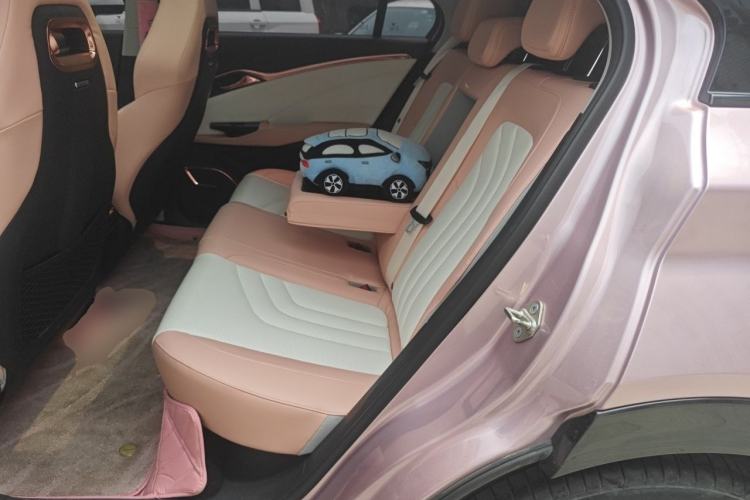 Used NETA U 2023 Neta U-Ⅱ Challenge Edition 400 NMC Battery Left Rear Seat