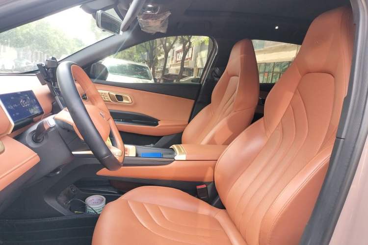 Used NETA U 2023 Neta U-Ⅱ 500 U Show Edition – Lithium Iron Phosphate Left Front Seat