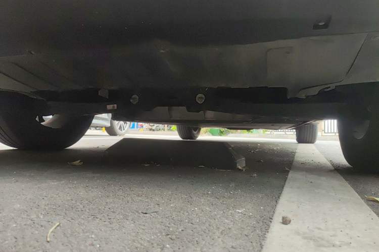 Used NETA U 2023 NETA U-Ⅱ Challenge Edition 500 U Show – Lithium Iron Phosphate Chassis Rear