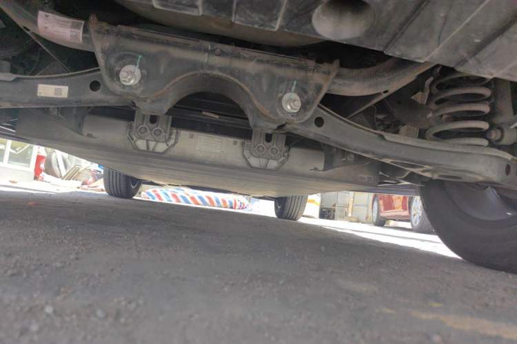 Used NETA U 2023 NETA U-Ⅱ 400 U-SHOW Edition Lithium-Ion Battery Chassis Rear