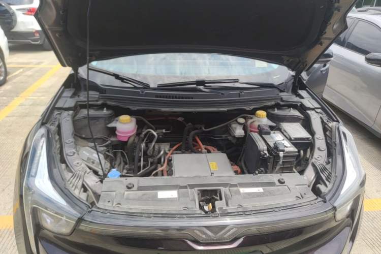 Used NETA U 2023 NETA U-Ⅱ Challenge Edition 400 U Show – Lithium Iron Phosphate Engine Bay