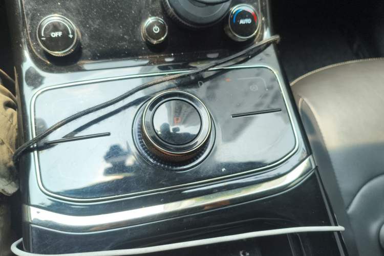 Used NETA U 2023 Neta U-Ⅱ 500 U Show Edition – Lithium Iron Phosphate Gear Lever