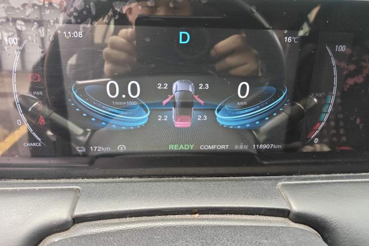 Used NETA U 2023 NETA U-Ⅱ 400 U Show Edition – Lithium Iron Phosphate Instrument Cluster