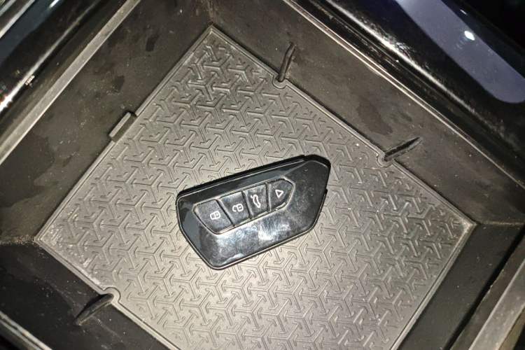 Used NETA U 2023 NETA U-Ⅱ 400 U-SHOW Edition Lithium-Ion Battery Interior 1