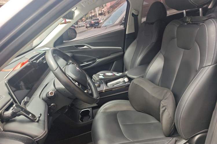Used NETA U 2023 NETA U-Ⅱ Challenge Edition 500 U Show – Lithium Iron Phosphate Left Front Seat