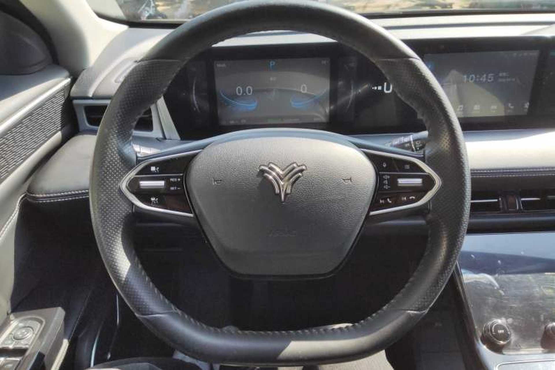 Used NETA U 2023 NETA U-Ⅱ 400 U Show Edition – Lithium Iron Phosphate Steering Wheel