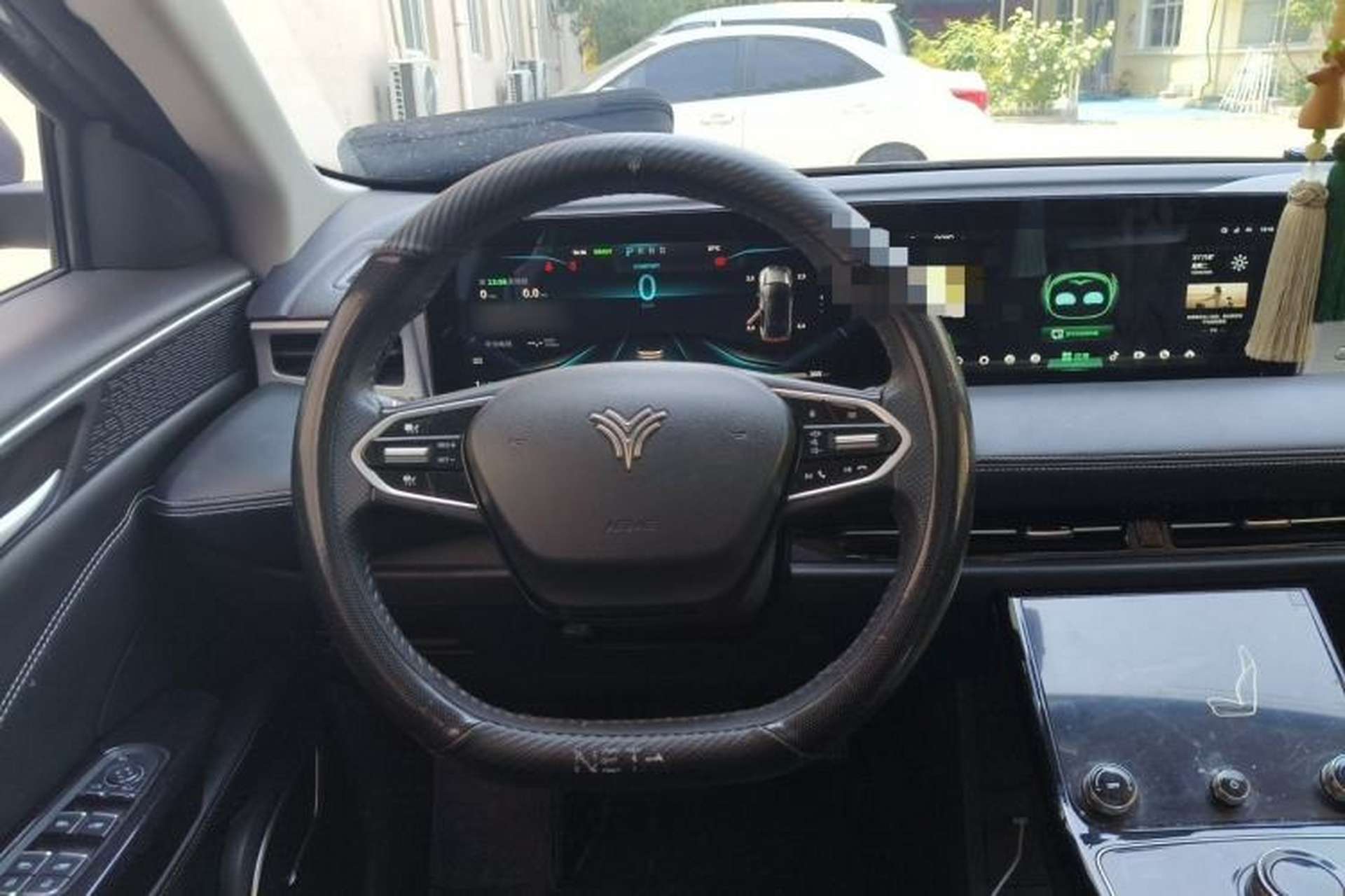 Used NETA U 2023 NETA U-Ⅱ 400 U-SHOW Edition Lithium-Ion Battery Steering Wheel