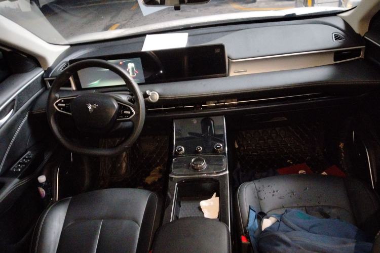 Used NETA U 2023 NETA U-Ⅱ Challenge Edition 500 U Show – Lithium Iron Phosphate Center Console