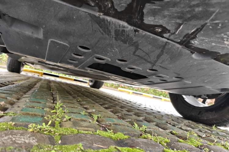 Used NETA U 2023 NETA U-Ⅱ Challenge Edition 500 U Show – Lithium Iron Phosphate Chassis Front