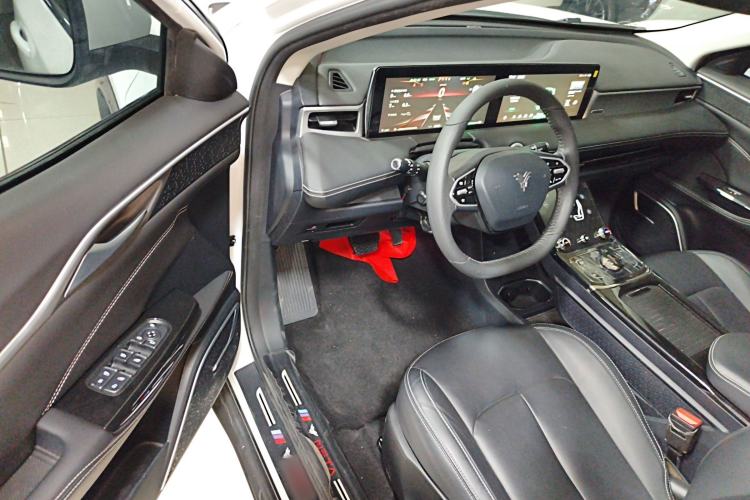 Used NETA U 2023 NETA U-Ⅱ Challenge Edition 400 U Show – Lithium Iron Phosphate Driver Seat