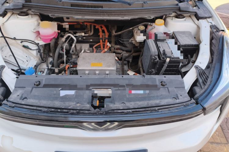 Used NETA U 2023 NETA U-Ⅱ 400 U-SHOW Edition Lithium-Ion Battery Engine Bay