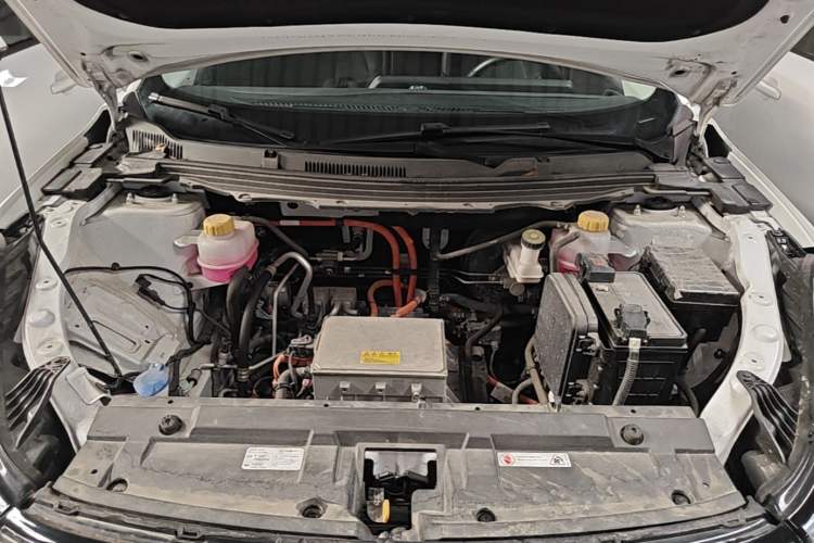 Used NETA U 2023 NETA U-Ⅱ 400 U-SHOW Edition Lithium-Ion Battery Engine Bay