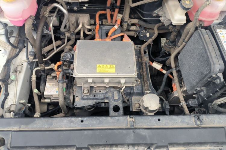 Used NETA U 2023 NETA U-Ⅱ 400 U-SHOW Edition Lithium-Ion Battery Engine Bay