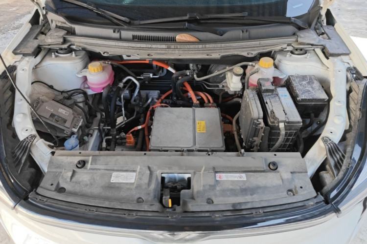 Used NETA U 2023 NETA U-Ⅱ Challenge Edition 400 U Show - Lithium-Ion Battery Engine Bay
