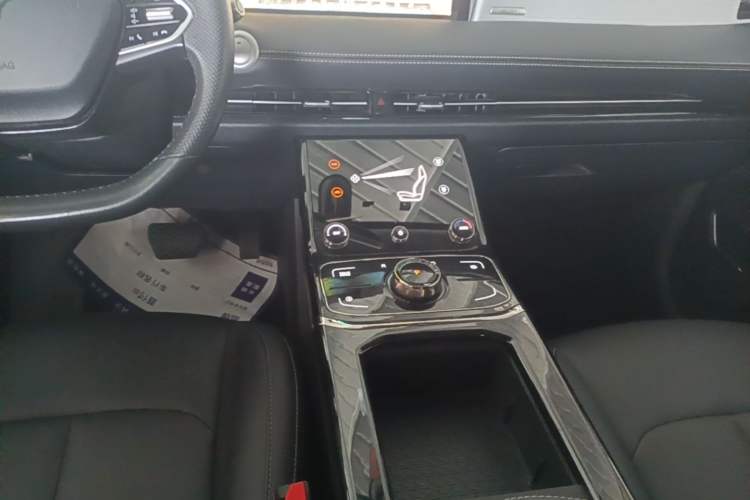Used NETA U 2023 NETA U-Ⅱ Challenge Edition 400 Lite Ternary Lithium Gear Lever